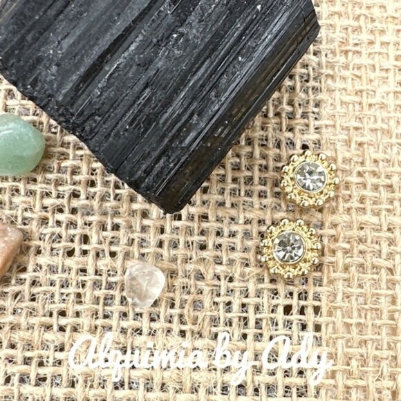 Alquimia Jewelry - ELEGANT DAINTY GOLD STUDS + Zirconia + Diamond style earrings